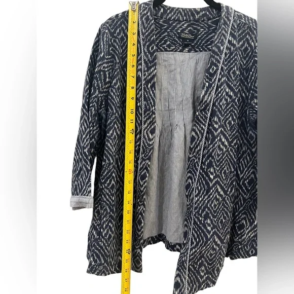 Lucky Brand Women’s 3/4 Sleeve Navy Patterned Blazer - Size M - Picture 7 of 7